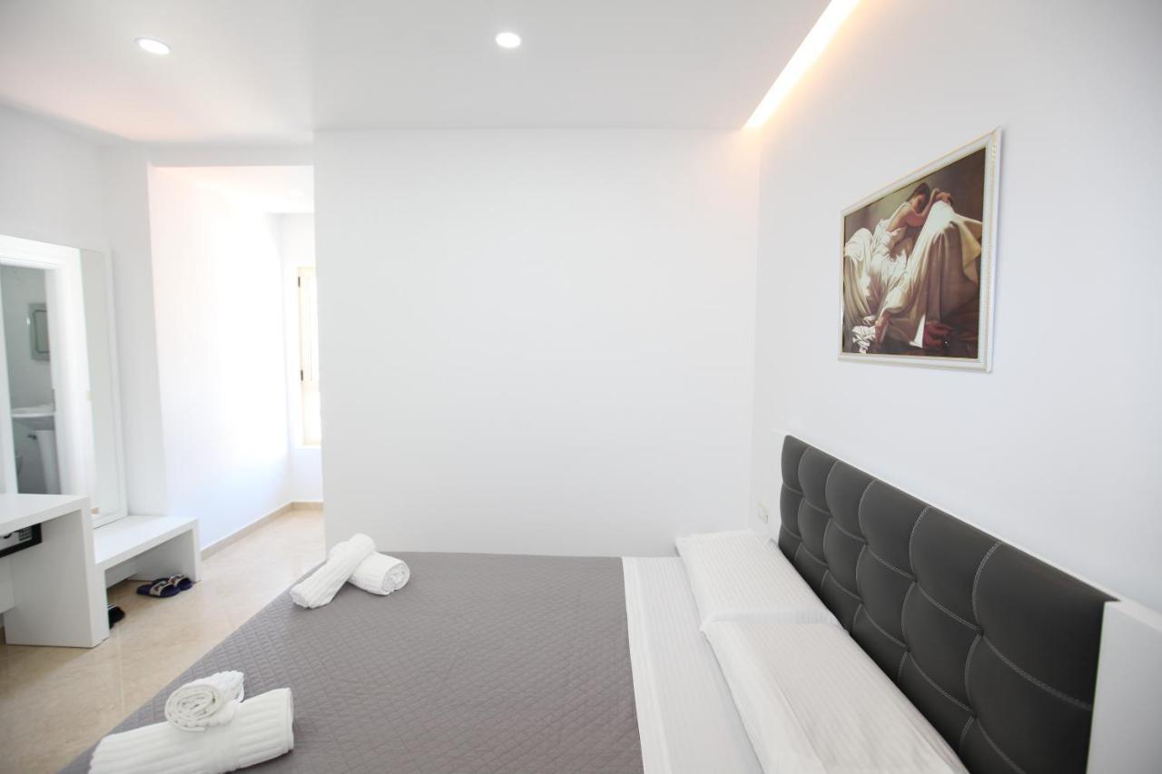 Nika Hotel Saranda Dış mekan fotoğraf