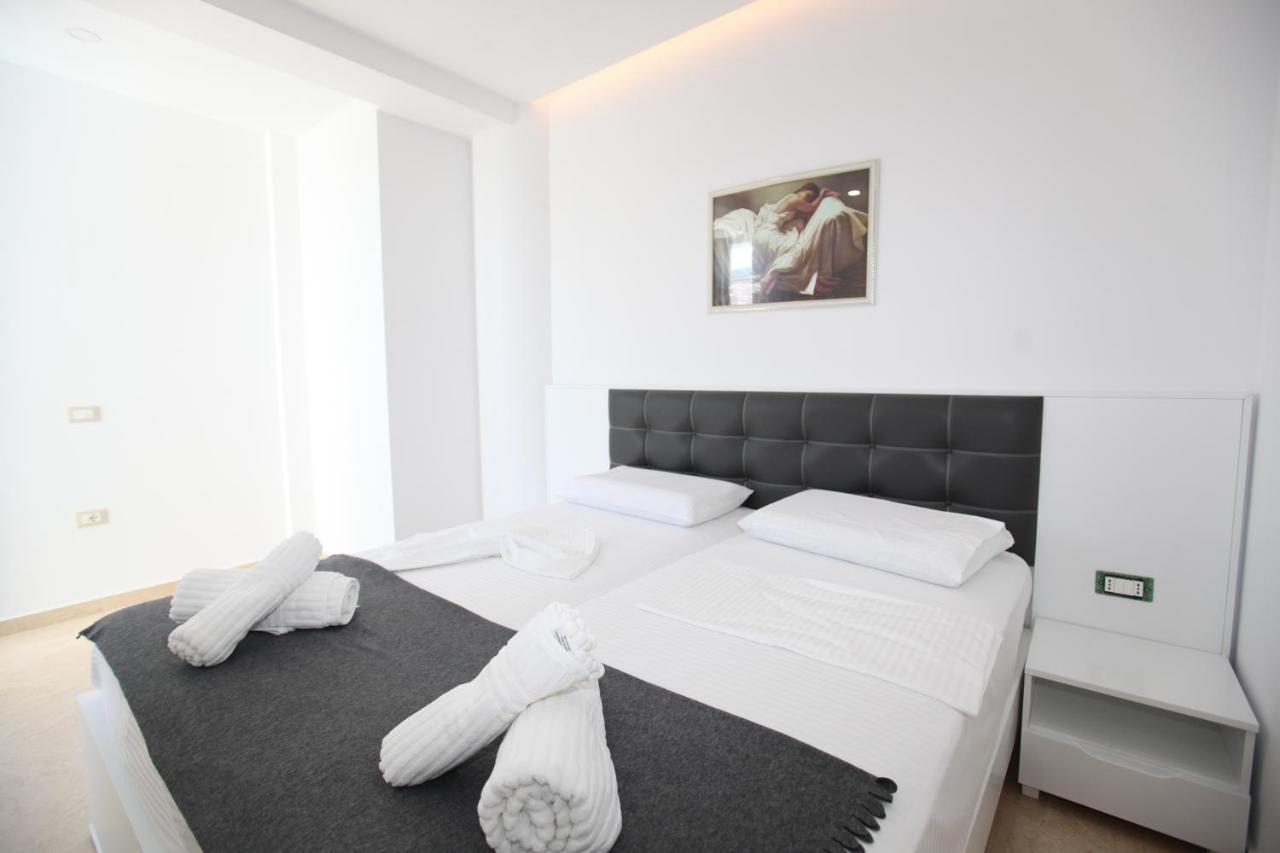 Nika Hotel Saranda Dış mekan fotoğraf