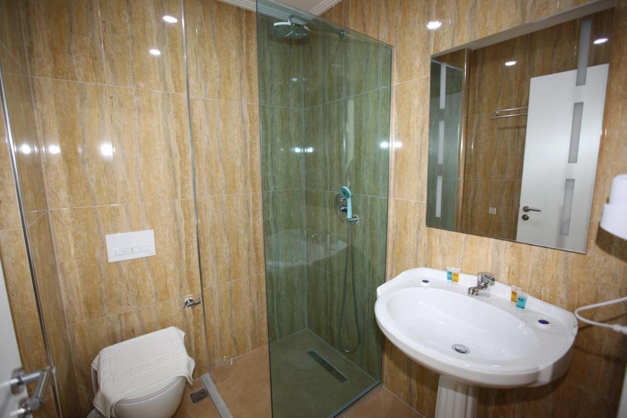 Nika Hotel Saranda Dış mekan fotoğraf