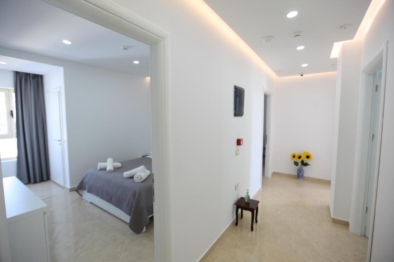 Nika Hotel Saranda Dış mekan fotoğraf