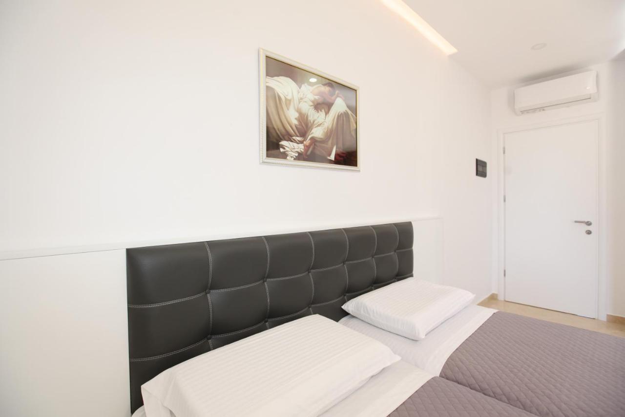 Nika Hotel Saranda Dış mekan fotoğraf