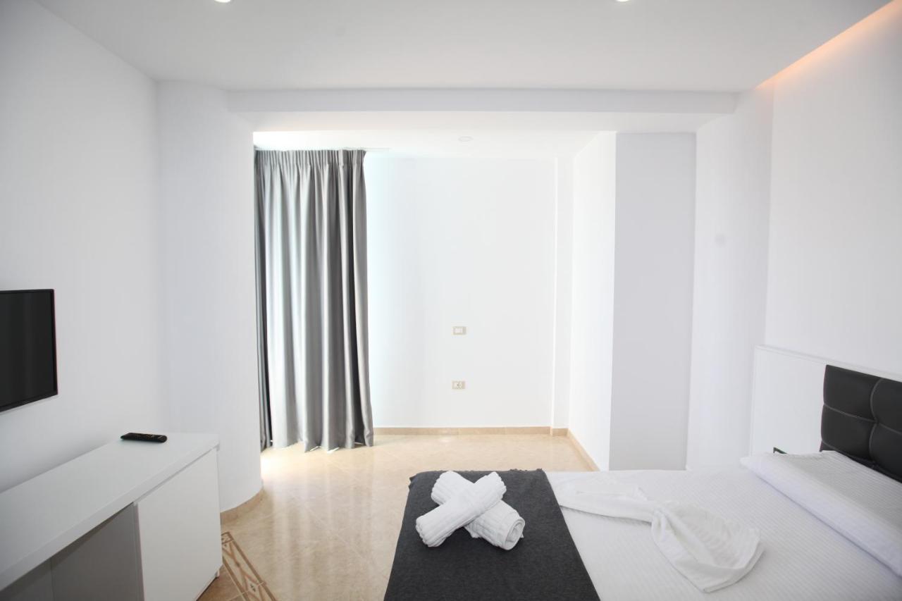 Nika Hotel Saranda Dış mekan fotoğraf