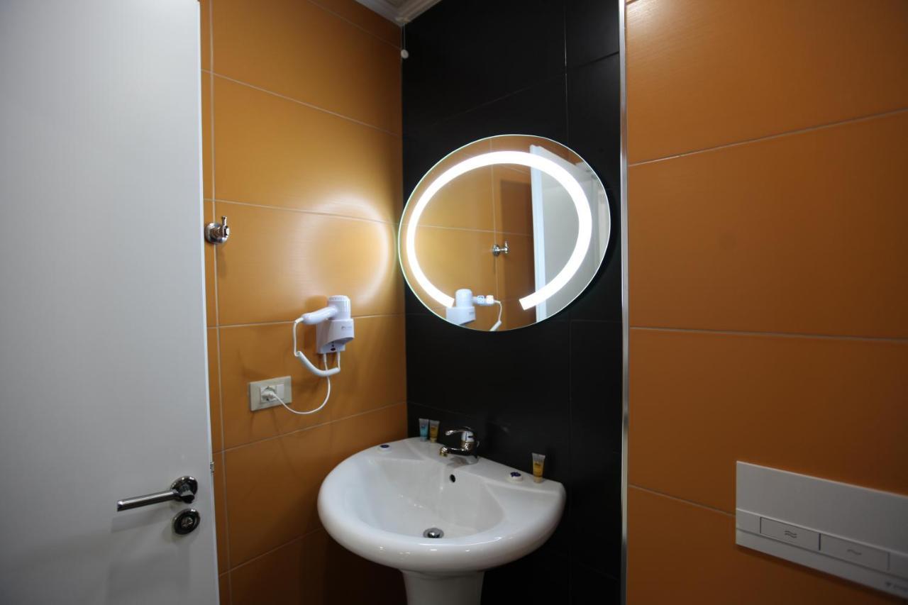 Nika Hotel Saranda Dış mekan fotoğraf